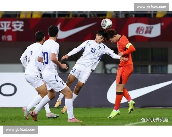 重温国足对阵乌兹别克经典一战全程回放与技战术解析赛场瞬间与关键节点复盘