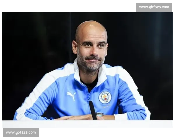 闫晓楠对阵李芮知焦点之战谁能在擂台上书写全新传奇巅峰对决引爆格斗世界