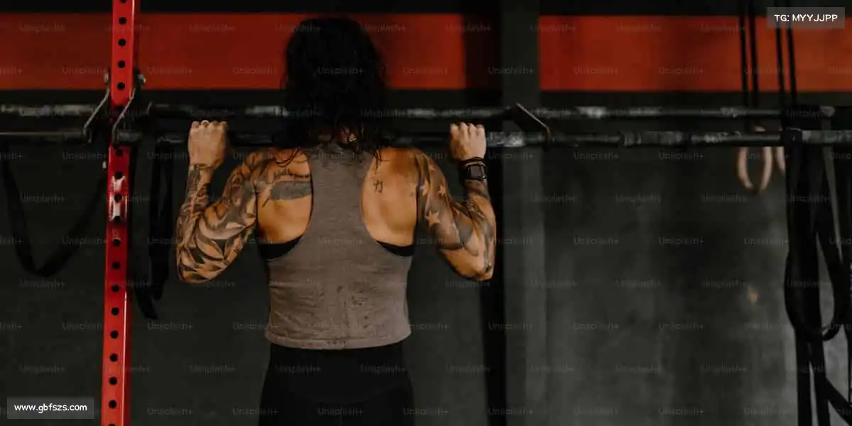 <strong>星空综合</strong>🎾挥动球拍，击出属于你的精彩弧线！